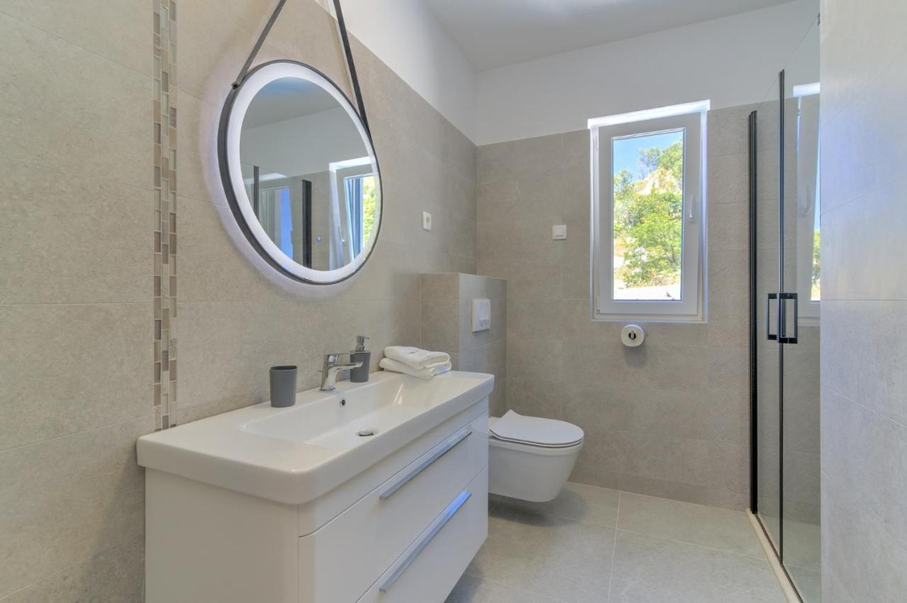 Apartmani Olimp Sveti Juraj Ngoại thất bức ảnh